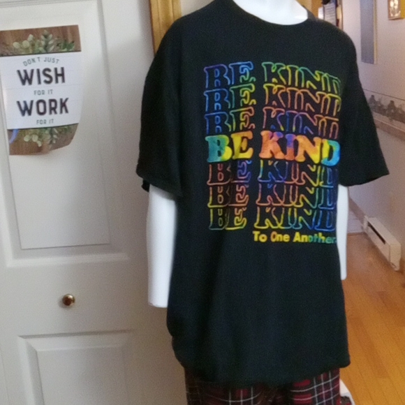 Be kind t shirt - Picture 2 of 3